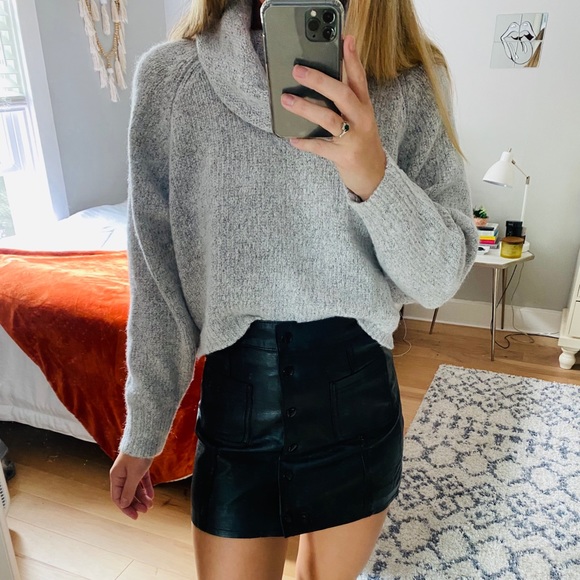 Faux Leather Button Up Skirt, size 2 - Picture 5 of 8